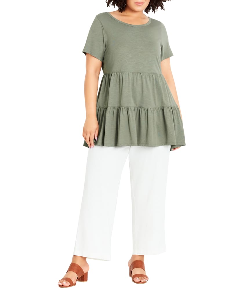 Front of a model wearing a size 20 TOP LEXI TIERED in Sage Green by Evans. | dia_product_style_image_id:295789